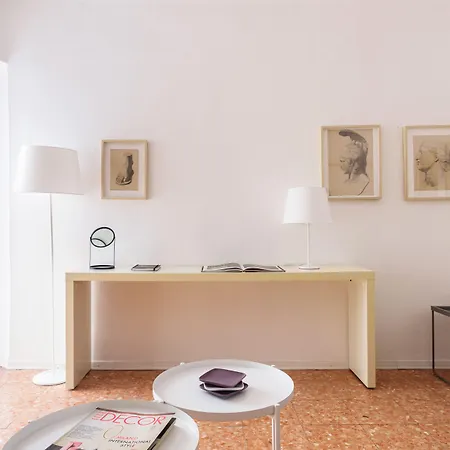 Siri Master Guest Apartmán *
